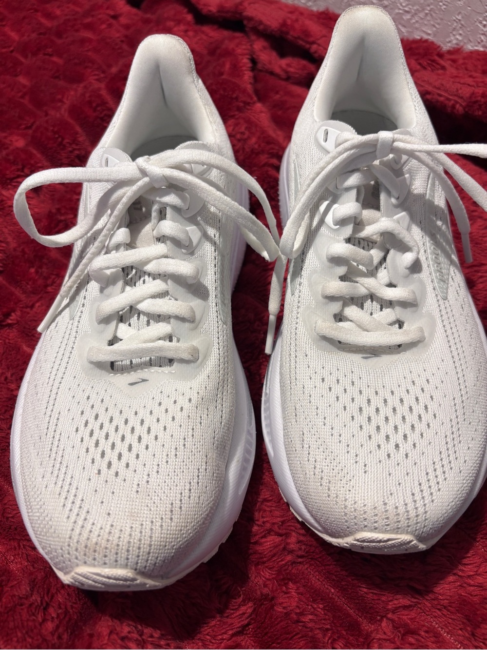 Brooks Women’s Ghost 17 White Silver Running Shoes 5.5M Excellent Condition - Picture 2 of 9